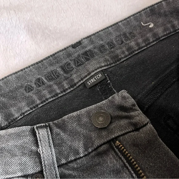 American Eagle Outfitters Stretch Curley Mom Black Wash Jeans Size 00 - Picture 13 of 14